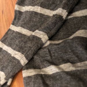 Liz Lange Tops - Maternity Striped long sleeve shirt Liz Lange Tops - Maternity Striped long sleeve shirt